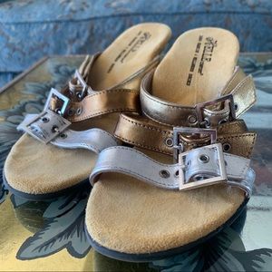 Helle - Low heal metallic strappy sandals